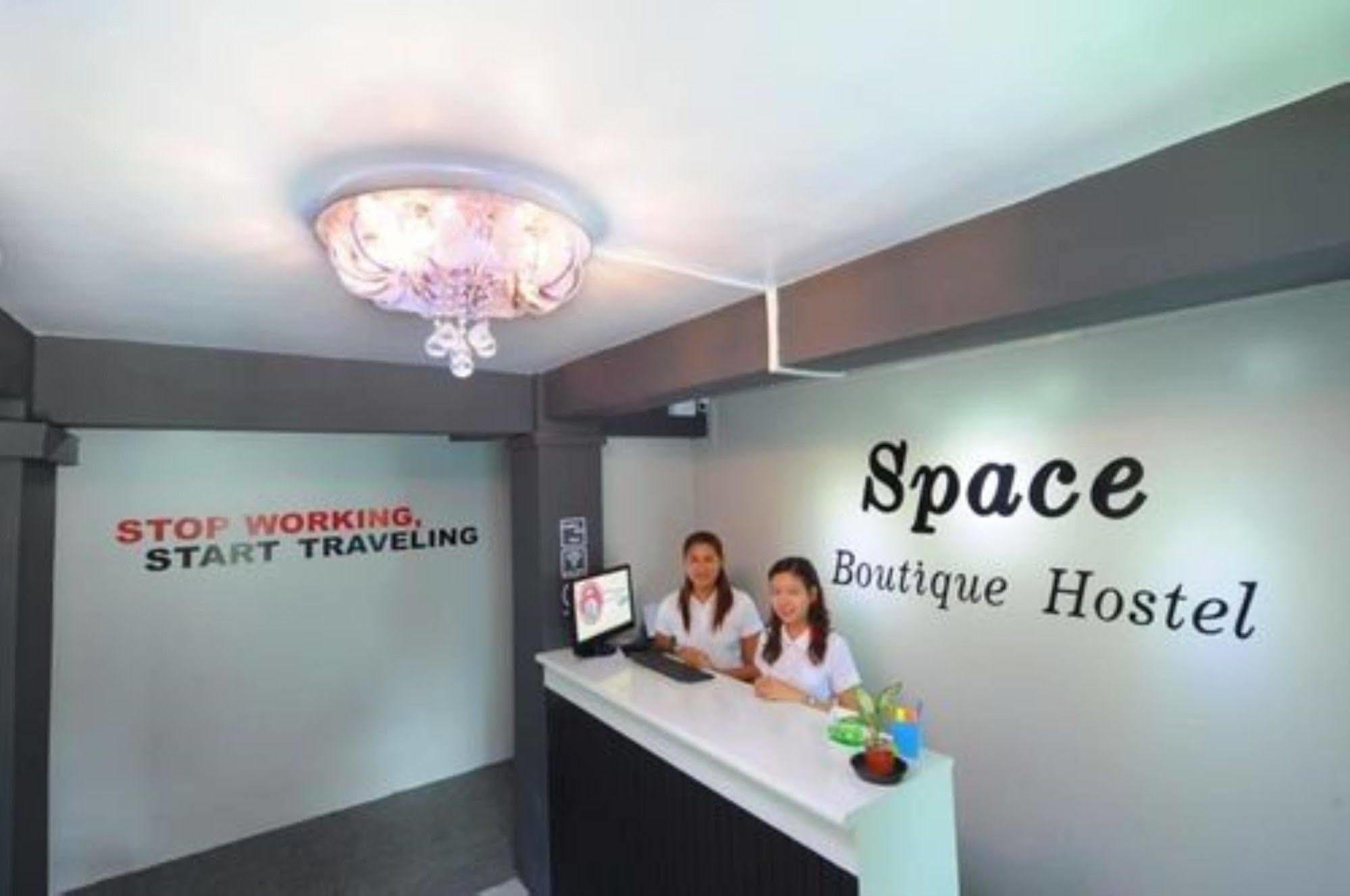 Space Boutique Hostel ย่างกุ้ง ภายนอก รูปภาพ